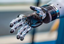 Would the robots of the future have five-fingered hands?