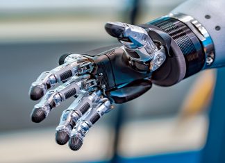 Would the robots of the future have five-fingered hands?
