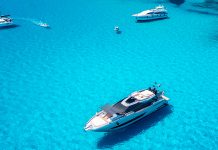 Vacuum technology and infusion in luxury yachts made in Italy